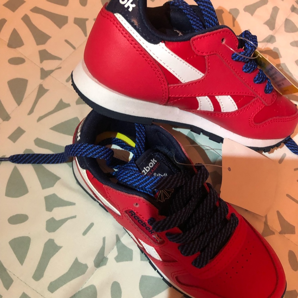 Red Reebok’s classic - Picture 2 of 4